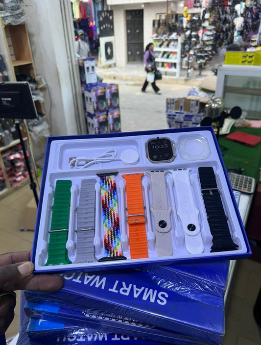 Montre connectée avec 7 bracelets